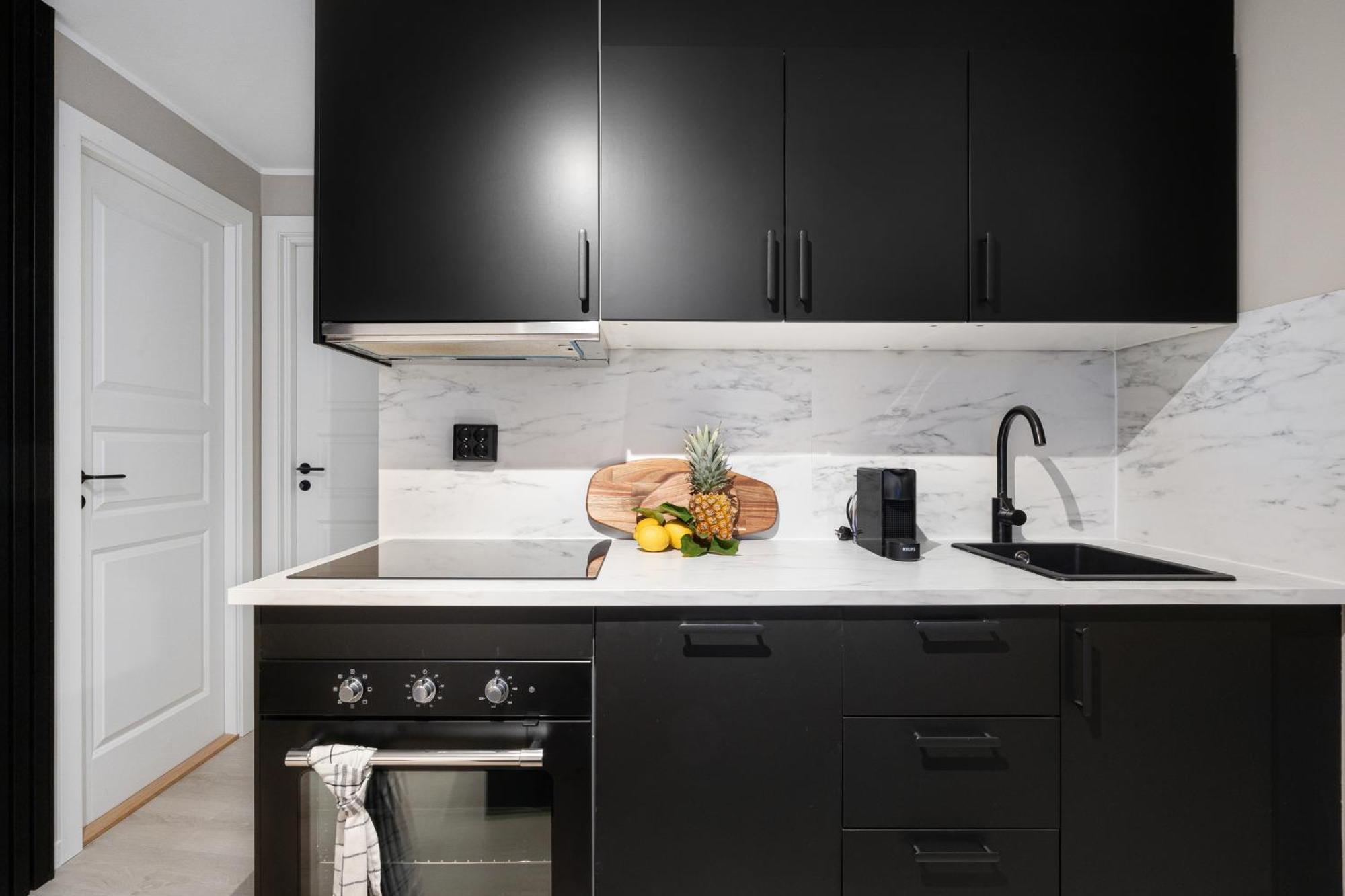 King Bed - Renovated 2024 - 2Br Behind Bryggen Apartamento Bergen Exterior foto